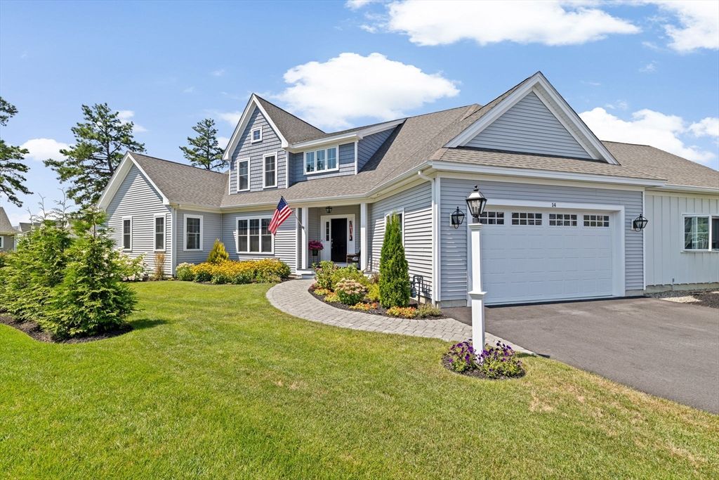 14 Meadowbrook Dr, Plymouth, MA 02360