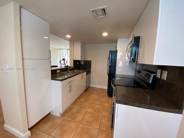 4635 NW 97th Pl 158, Doral, FL 33178