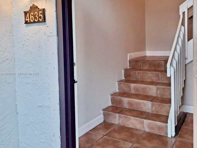 4635 NW 97th Pl 158, Doral, FL 33178