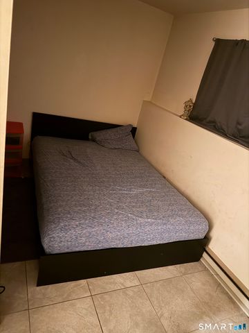 34 Patriot Drive APT A6, Danbury, CT 06810