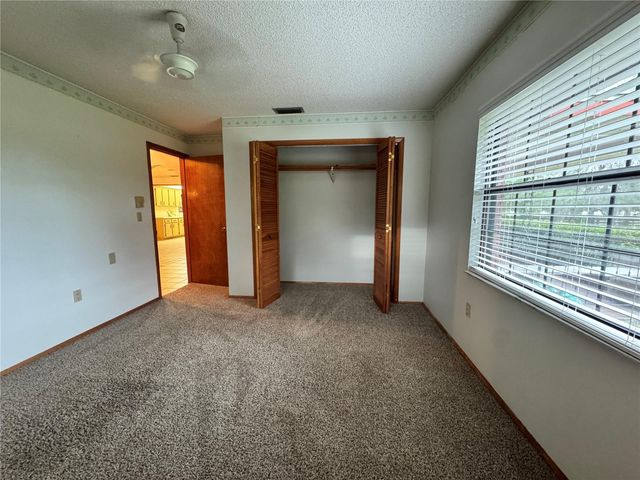 8225 E HIGHWAY 25, Belleview, FL 34420