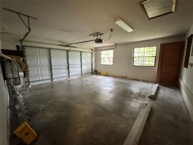 8225 E HIGHWAY 25, Belleview, FL 34420