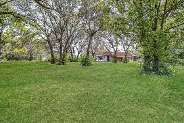 8225 E HIGHWAY 25, Belleview, FL 34420