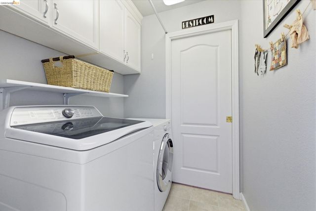 22295 Paseo De Los Portales Rd, Sonora, CA 95370