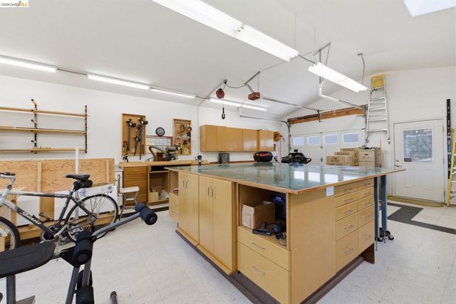 22295 Paseo De Los Portales Rd, Sonora, CA 95370