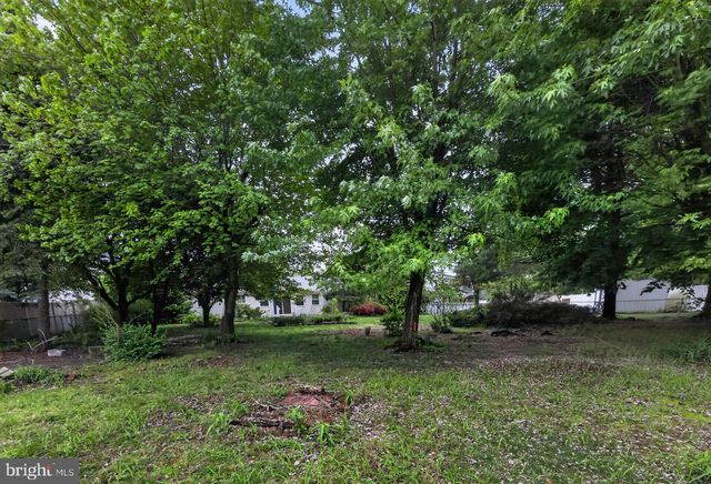 176 GOLFVIEW DR, Sewell, NJ 08080