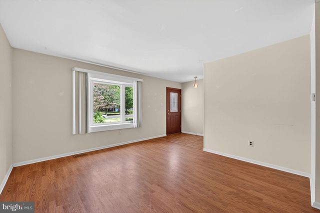 176 GOLFVIEW DR, Sewell, NJ 08080