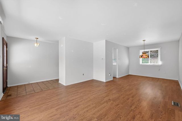 176 GOLFVIEW DR, Sewell, NJ 08080