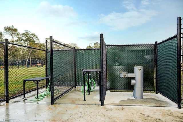 3217 Highland Gate Drive, League City, TX 77573