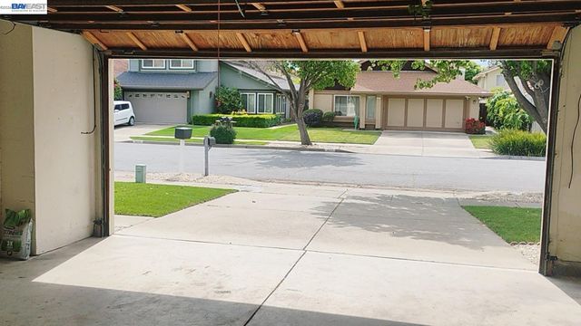 4266 Warbler Loop, Fremont, CA 94555