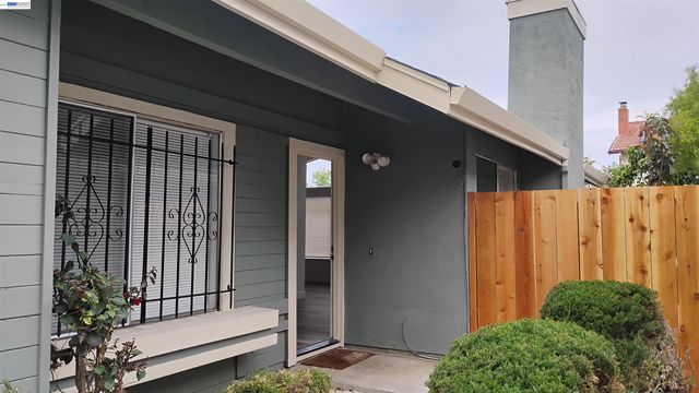 4266 Warbler Loop, Fremont, CA 94555