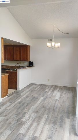 4266 Warbler Loop, Fremont, CA 94555