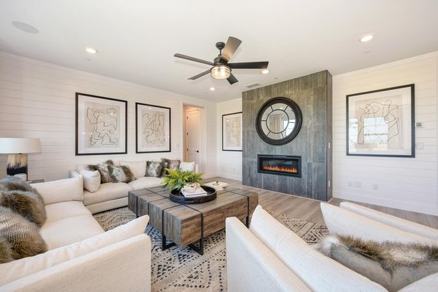 2017 Arbor Ridge Dr, Roseville, CA 95747