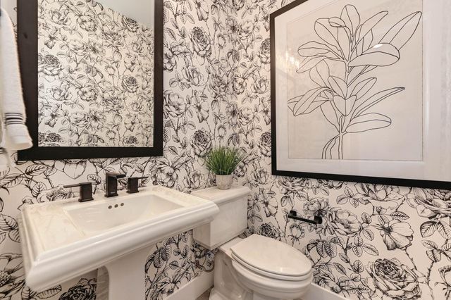 2017 Arbor Ridge Dr, Roseville, CA 95747