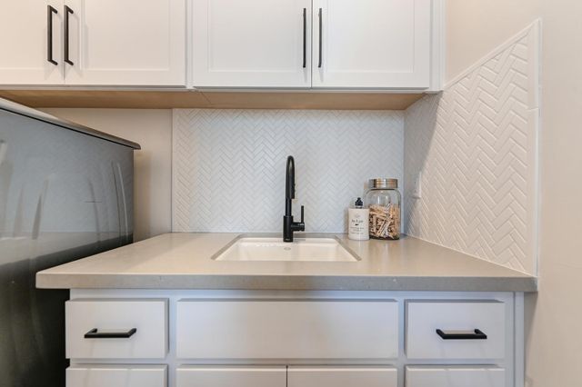 2017 Arbor Ridge Dr, Roseville, CA 95747