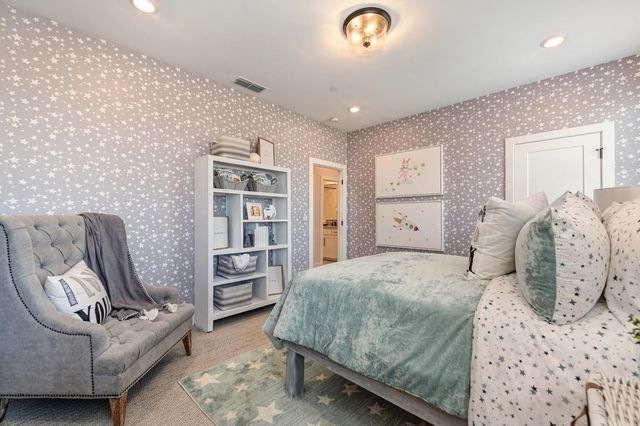 2017 Arbor Ridge Dr, Roseville, CA 95747