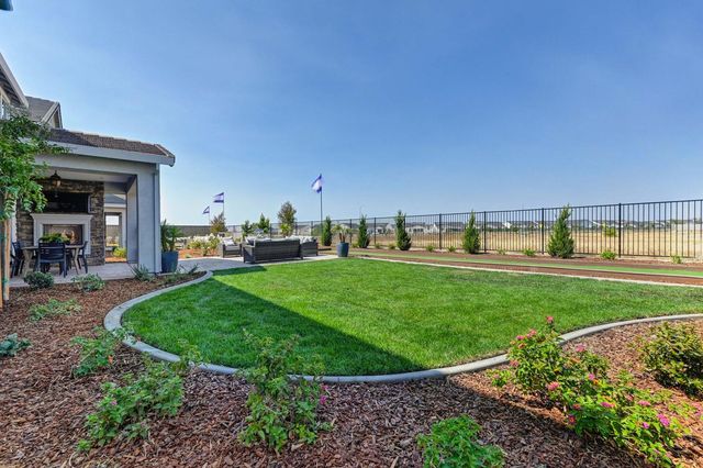 2017 Arbor Ridge Dr, Roseville, CA 95747