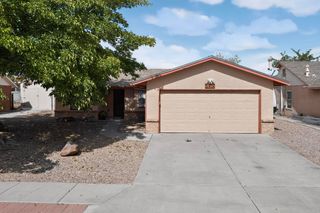 5419 Timberline Avenue NW, Albuquerque, NM 87120