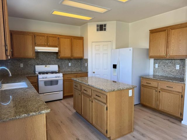 46197 Via La Tranquila, Temecula, CA 92592