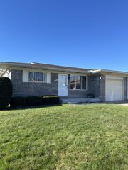 47479 Lizabeth Drive, Chesterfield Twp, MI 48047