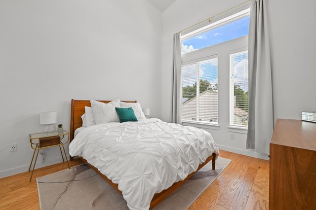 814 N. Bluff DR 93, Austin, TX 78745