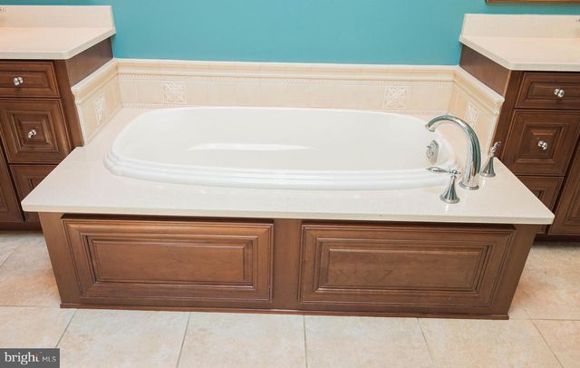 5482 ROYAL MILE BLVD, Salisbury, MD 21801