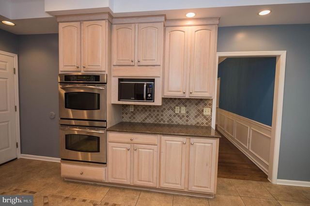 5482 ROYAL MILE BLVD, Salisbury, MD 21801