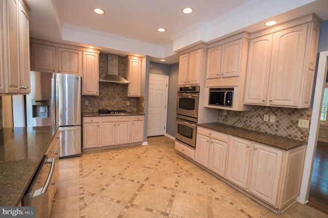 5482 ROYAL MILE BLVD, Salisbury, MD 21801