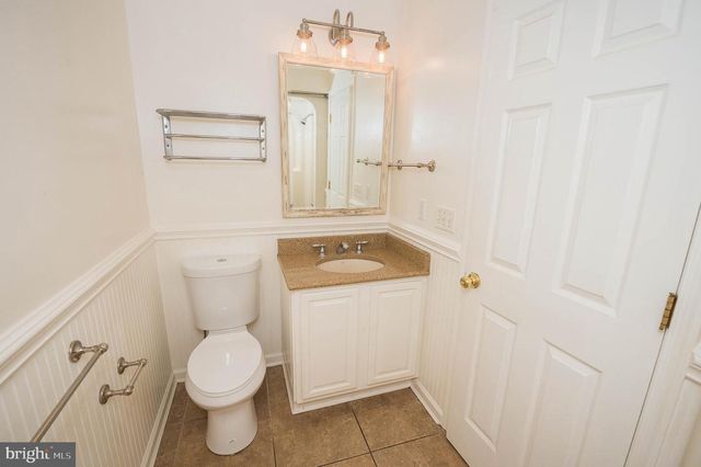 5482 ROYAL MILE BLVD, Salisbury, MD 21801