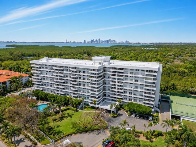155 Ocean Lane Dr 208, Key Biscayne, FL 33149