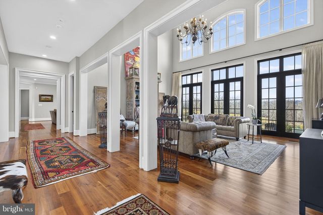 21051 ST LOUIS RD, Middleburg, VA 20117