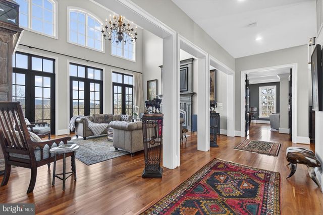 21051 ST LOUIS RD, Middleburg, VA 20117