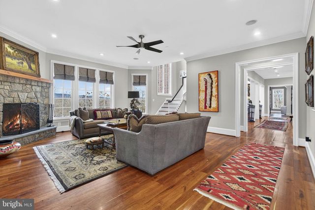 21051 ST LOUIS RD, Middleburg, VA 20117