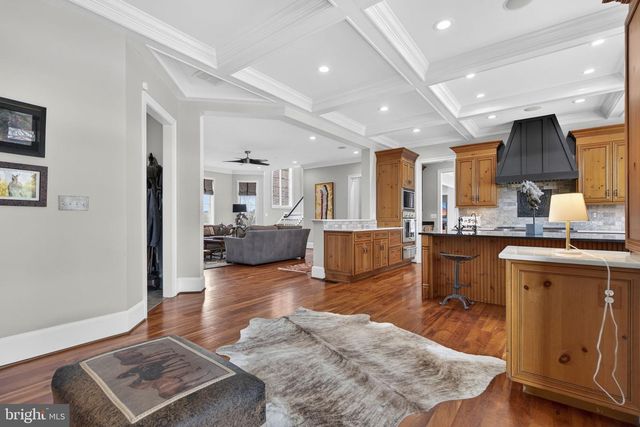 21051 ST LOUIS RD, Middleburg, VA 20117