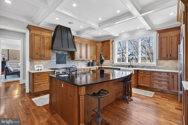 21051 ST LOUIS RD, Middleburg, VA 20117