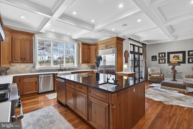 21051 ST LOUIS RD, Middleburg, VA 20117