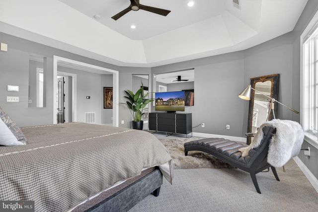 21051 ST LOUIS RD, Middleburg, VA 20117