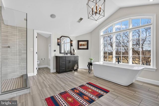 21051 ST LOUIS RD, Middleburg, VA 20117