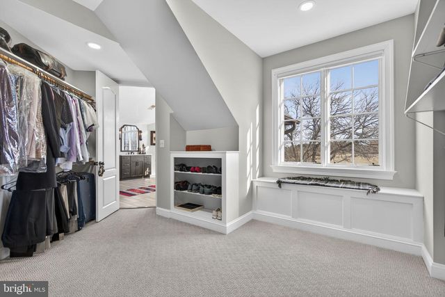 21051 ST LOUIS RD, Middleburg, VA 20117