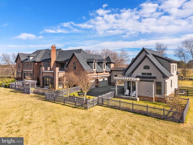 21051 ST LOUIS RD, Middleburg, VA 20117