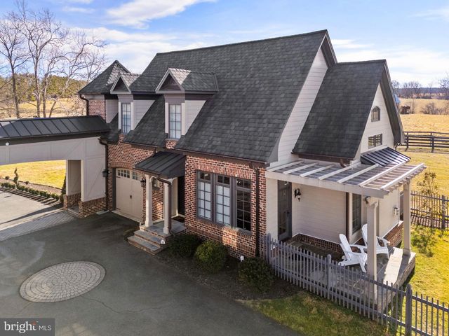 21051 ST LOUIS RD, Middleburg, VA 20117