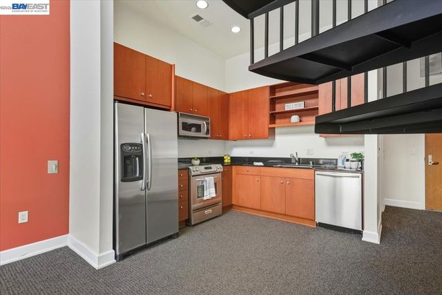 809 Clay St, Oakland, CA 94607