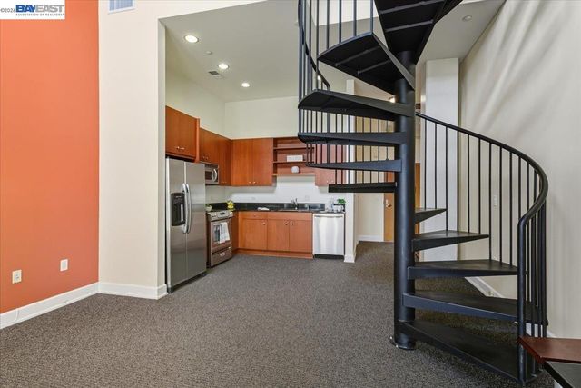 809 Clay St, Oakland, CA 94607