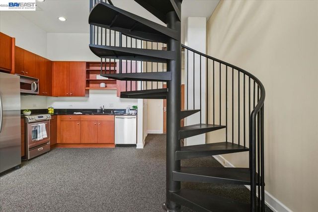 809 Clay St, Oakland, CA 94607