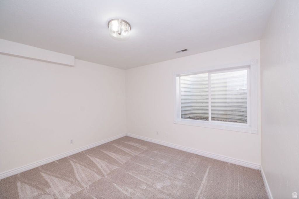 Image 32 of property listing at 1411 E WOODLAND AVE, Salt Lake City, UT 84106