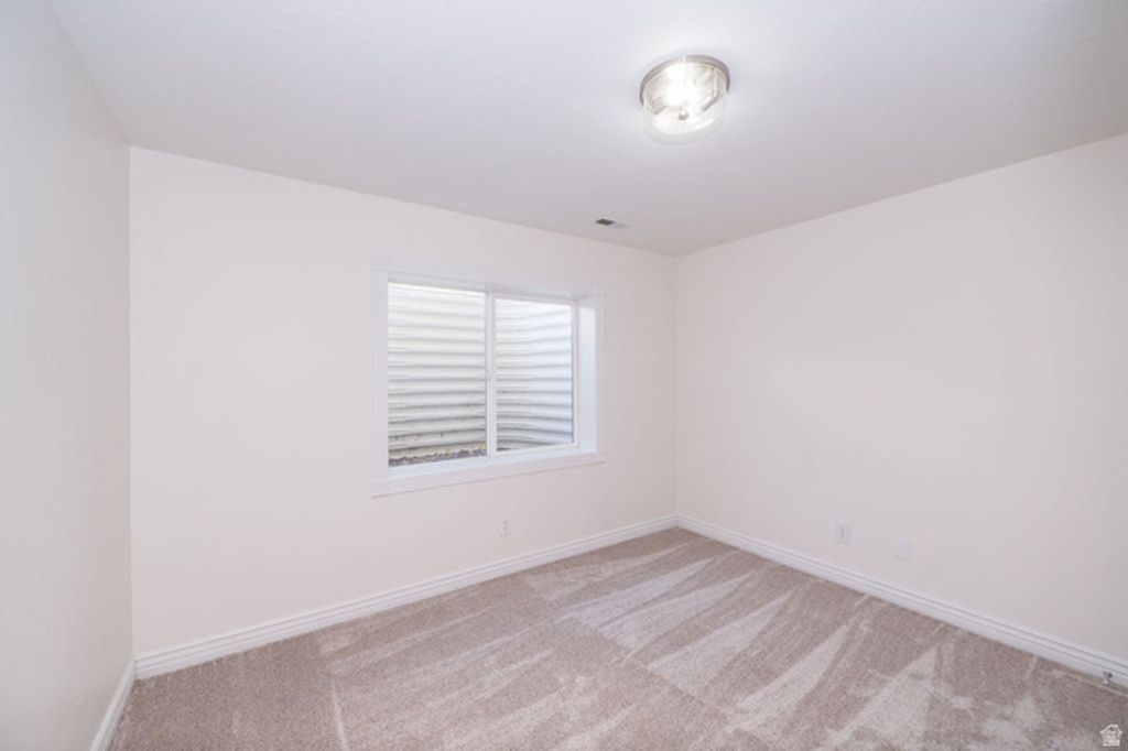 Image 33 of property listing at 1411 E WOODLAND AVE, Salt Lake City, UT 84106