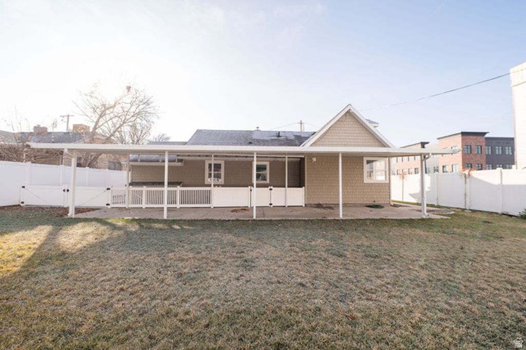Image 34 of property listing at 1411 E WOODLAND AVE, Salt Lake City, UT 84106