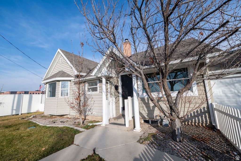 Image 39 of property listing at 1411 E WOODLAND AVE, Salt Lake City, UT 84106