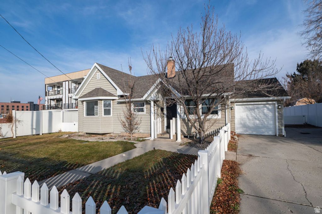 Image 41 of property listing at 1411 E WOODLAND AVE, Salt Lake City, UT 84106