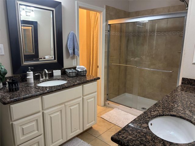 3419 Skyline Village Drive, Houston, TX 77057